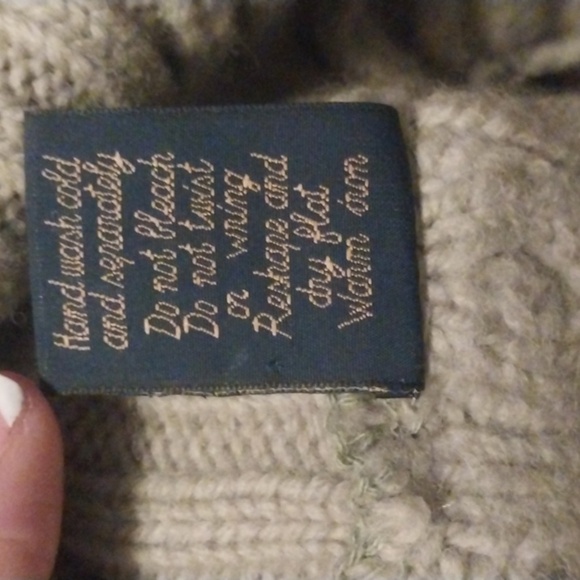 Paul James 100% Wool Cropped Fisherman’s Knit Turtleneck Sweater Size M - Picture 8 of 8